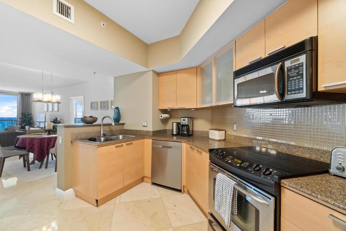 Luxury 2-Bedrooms Oceanfront Condo In Sunny Isles Sunny Isles Beach Exterior photo